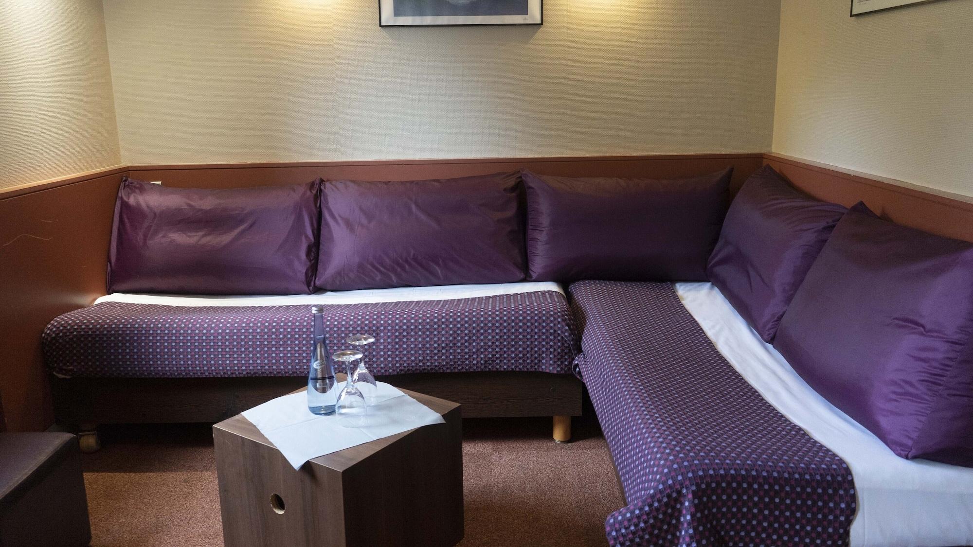 The Originals City, Hotel Ascotel, Lille Est Grand Stade Villeneuve-d'Ascq Zewnętrze zdjęcie