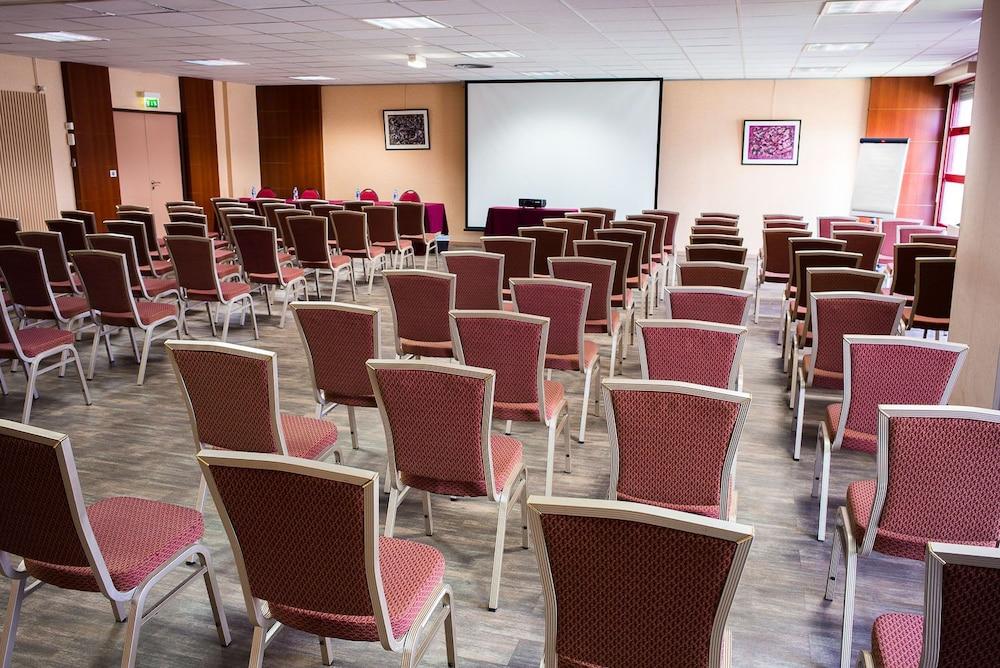 The Originals City, Hotel Ascotel, Lille Est Grand Stade Villeneuve-d'Ascq Zewnętrze zdjęcie