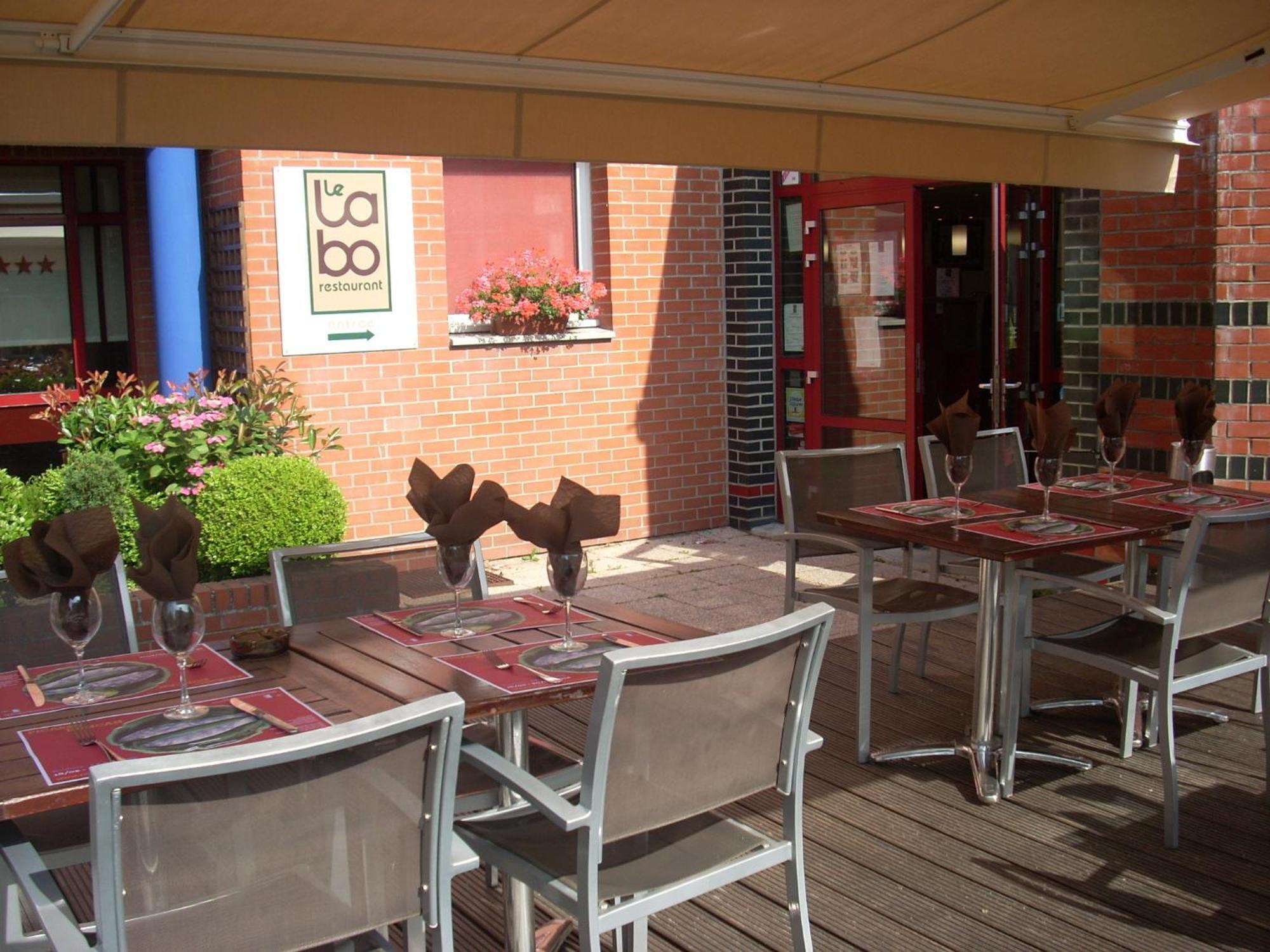 The Originals City, Hotel Ascotel, Lille Est Grand Stade Villeneuve-d'Ascq Zewnętrze zdjęcie